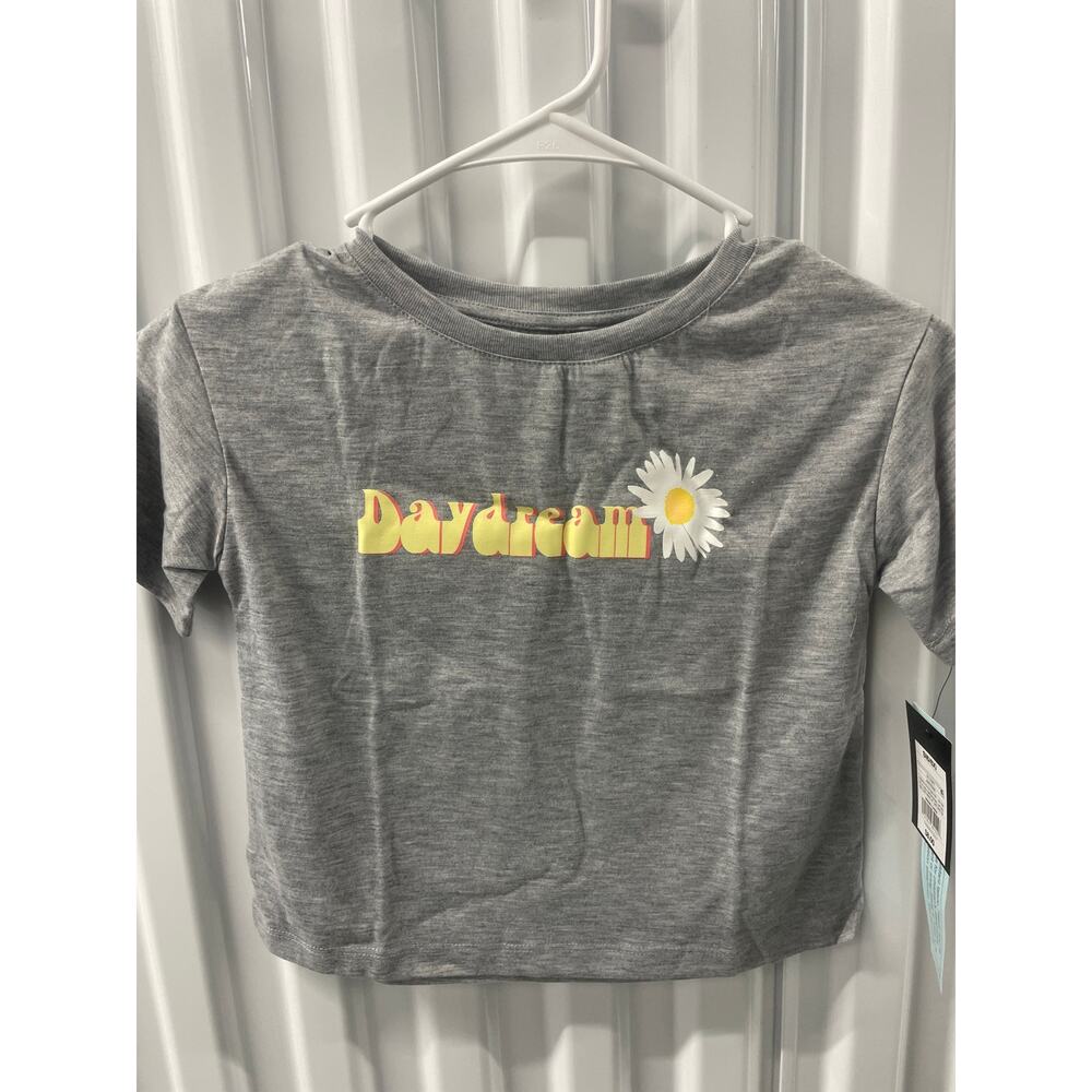 Art ClassDayDream with Daisy Print T-shirt Girl’s Size 7-8 Color 
Gray